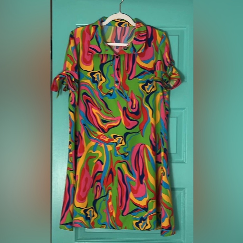 Vibrant Multicolor Swirl Women's Dress - Green Base